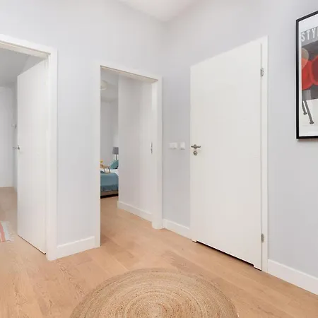 Neptun Park Spacious 3-bedroom By Renters