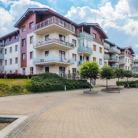 Neptun Park Spacious 3-bedroom By Renters